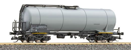 4-axle Tank car<br /><a href='images/pictures/Tillig/15461.jpg' target='_blank'>Full size image</a>